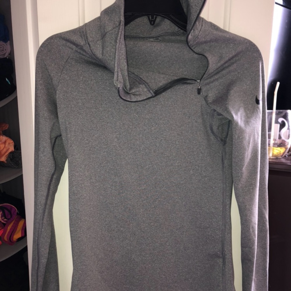 Nike Insulated Pullover/Half Zip Up